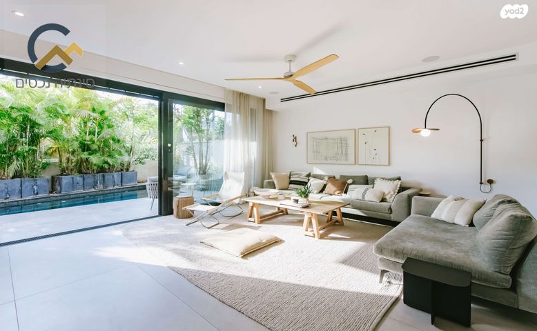 מתחם 19 - 20 (מתחם הפרחים)