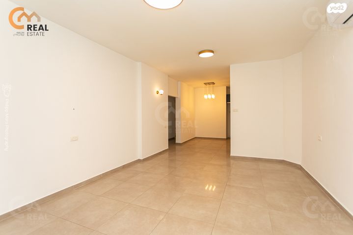 דירת גן, מרק שאגאל, רמת אשכול, חיפה