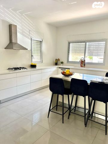 בית פרטי/ קוטג', רוטשילד, שאר העיר, קדימה צורן