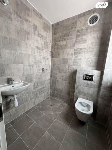 דירה, כרמי הנדיב, אחוזת רוטנר, קרית מלאכי