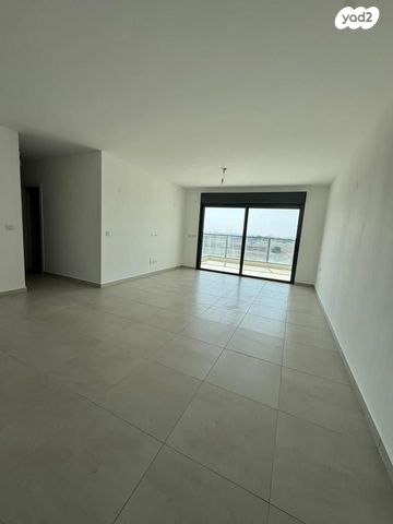 דירה, כרמי הנדיב, אחוזת רוטנר, קרית מלאכי