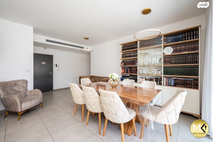 דירת גן, שעורה, פרדס חנה כרכור