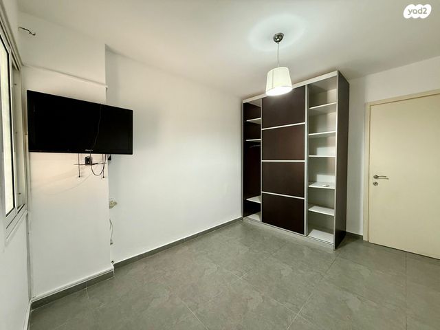 דירה, אילנות, כרמיאל