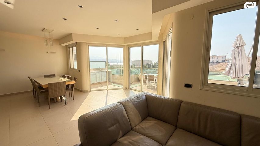 גג/ פנטהאוז, טופז, צופית תחתית, אילת