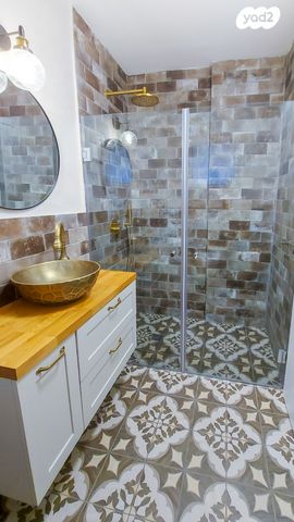 דו משפחתי, הגפן, עתלית