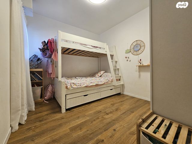 דירה, לאה גולדברג 4, גדרה מזרח, גדרה