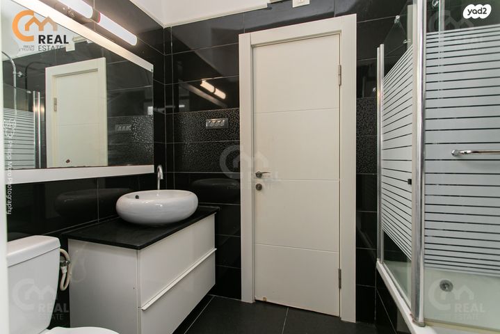 דירת גן, מרק שאגאל, רמת אשכול, חיפה