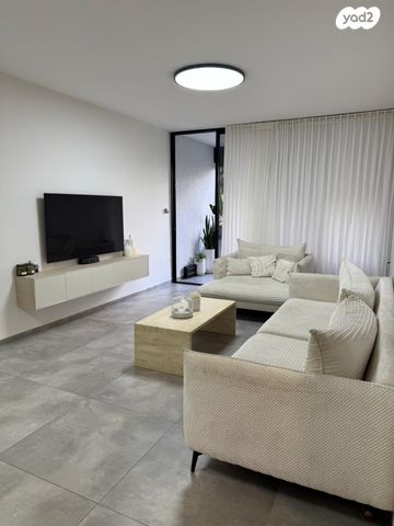 דירה, קרן היסוד, מרכז העיר, סביניה, הוותיקה, קרית ביאליק