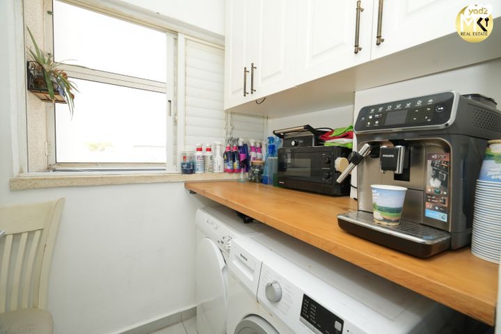 דירה, המסילה, פרדס חנה כרכור