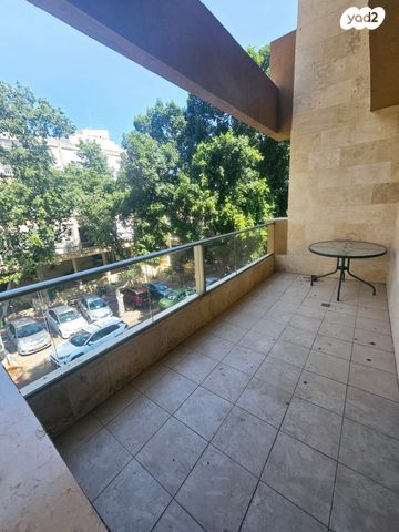 דירה, שכונת חשמונאים, מרכז העיר א, רמת גן