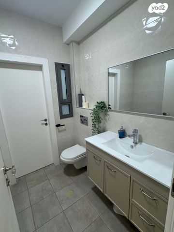 דירה, אשכולית, רמות הרכס, באר שבע