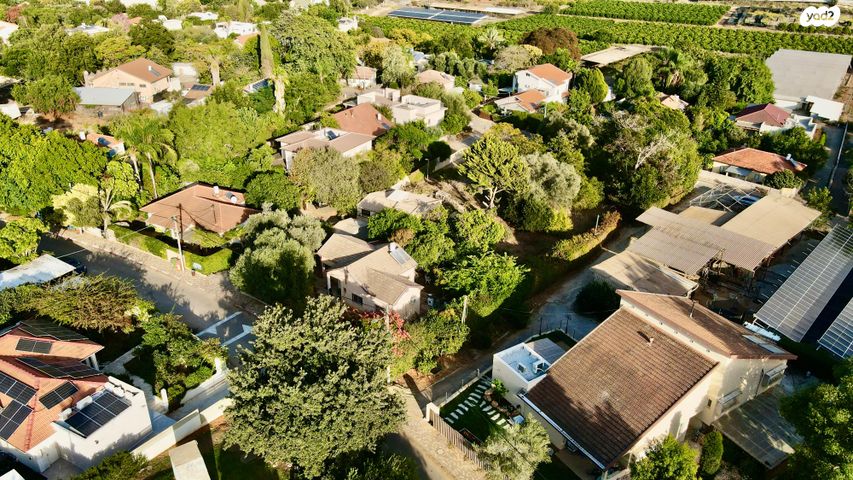 משק עזר, כפר ידידיה, כפר ידידיה