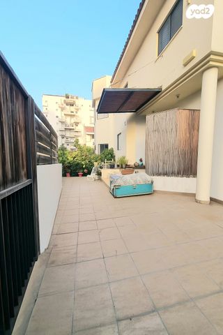 דו משפחתי, רפי וקנין 6, נווה אליעזר וכפר שלם מזרח, תל אביב יפו