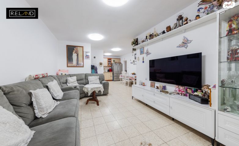 דירת גן, נווה גנים, פרדס חנה כרכור