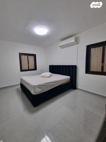 דירה, זכריה, גבעת ציון, אשקלון