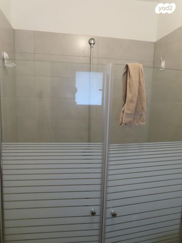 דירה, נעמי שמר, כרמי גת, קרית גת