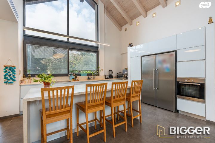 בית פרטי/ קוטג', פרדס חנה כרכור