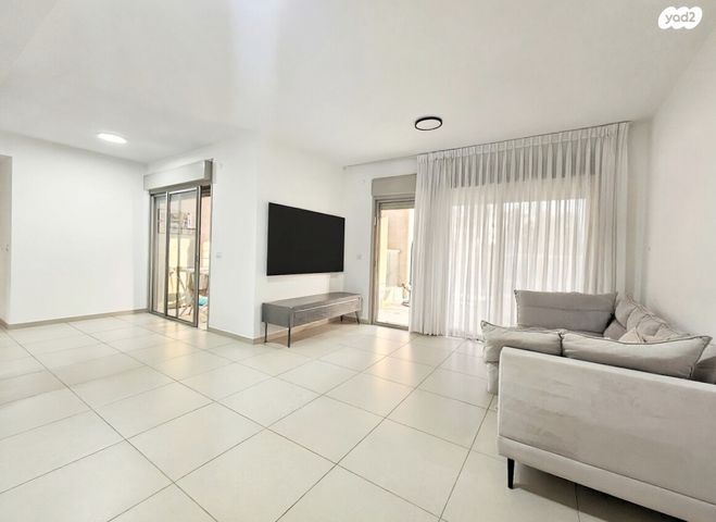 דובה ויצחק שיינפיין 