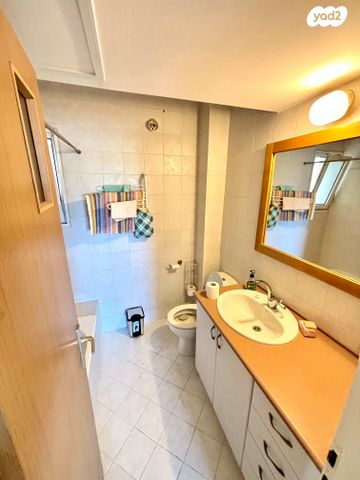 דירה, המאבק 11, תל גנים, גבעתיים