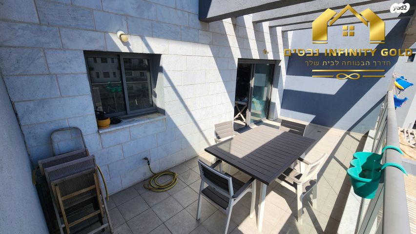 דירה, סביון, הפרחים, חריש