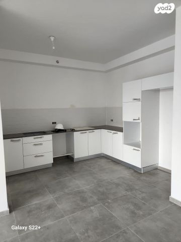 דירה, דרום מזרח, בת ים