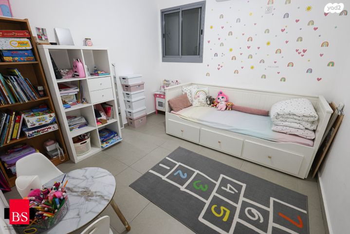 דירה, קרית השרון, נתניה