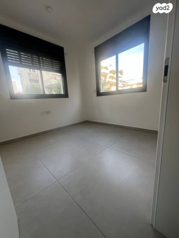 דירה, תרע"ד, שכונת הראשונים, רמת גן