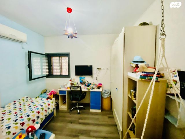 דירת גן, פתח תקווה