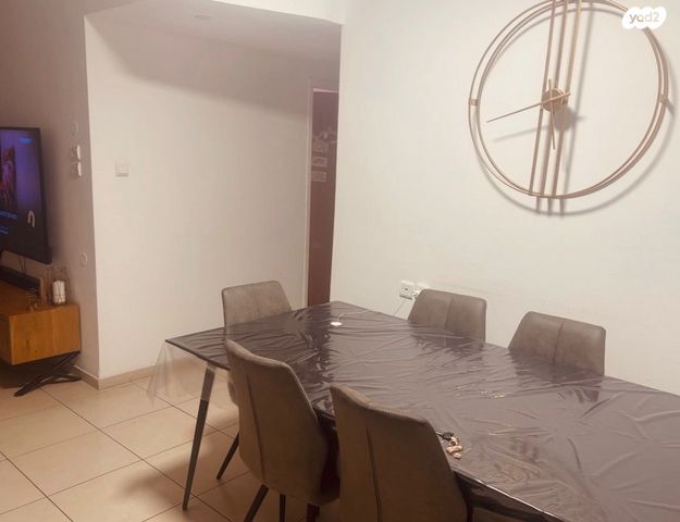 שדרות טום לנטוס 