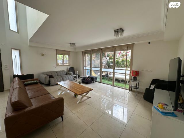 בית פרטי/ קוטג', נורית 18, קרית אילון, חולון