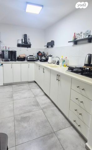 דו משפחתי, בית שאן