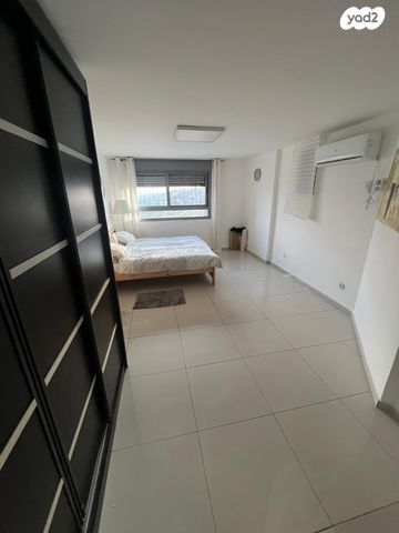 דירה, דהומיי 12, קרית מנחם, ירושלים