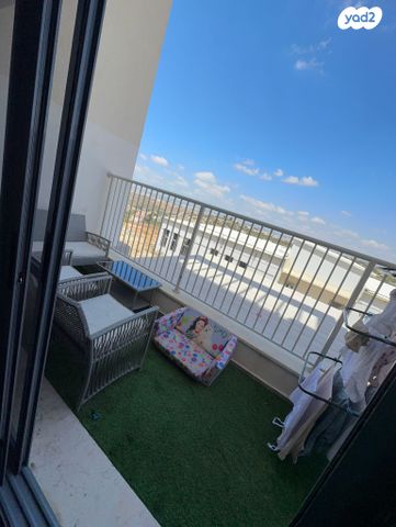 דירה, אבני חפץ