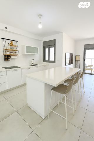 דירה, נעמי שמר 6, גלי ים, קרית ים