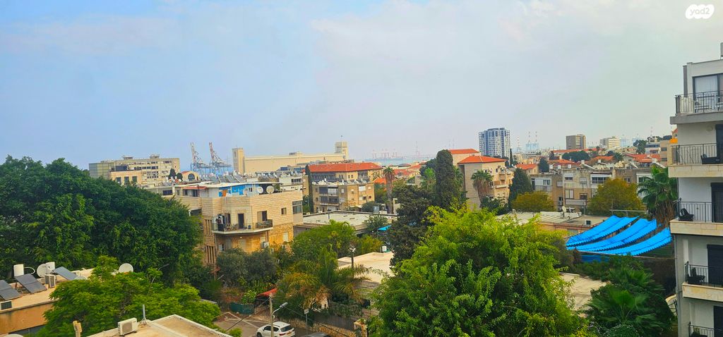 גג/ פנטהאוז, המושבה הגרמנית, חיפה