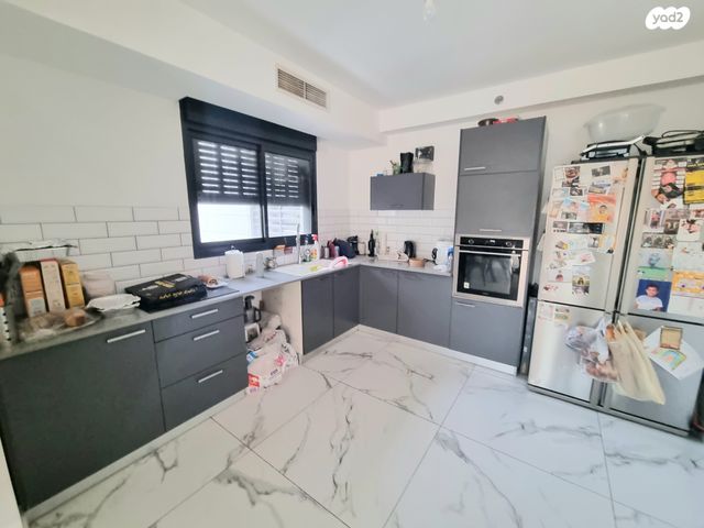 דירה, פתח תקווה 45, רמת אפרים, נתניה