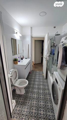 דירת גן, שלונסקי, 2003, רעננה