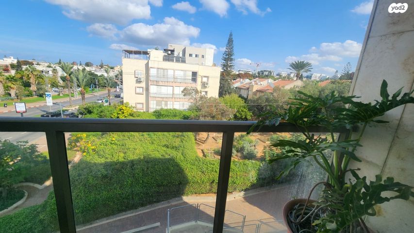 דירה, הדר, רמת השרון