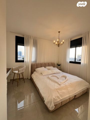 גג/ פנטהאוז, פתח תקווה 23, רמת אפרים, נתניה