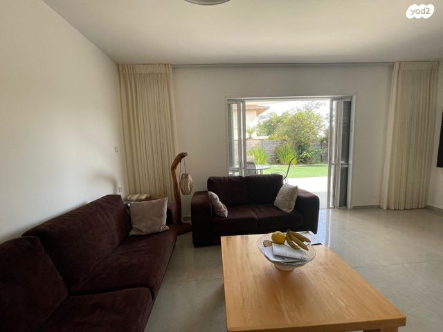 בית פרטי/ קוטג', עזר, עזר