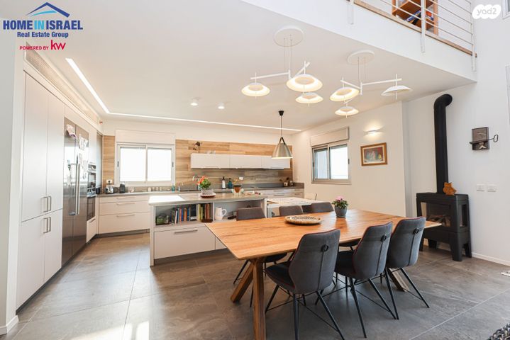 דופלקס, נתן יונתן, עיר ימים, נתניה