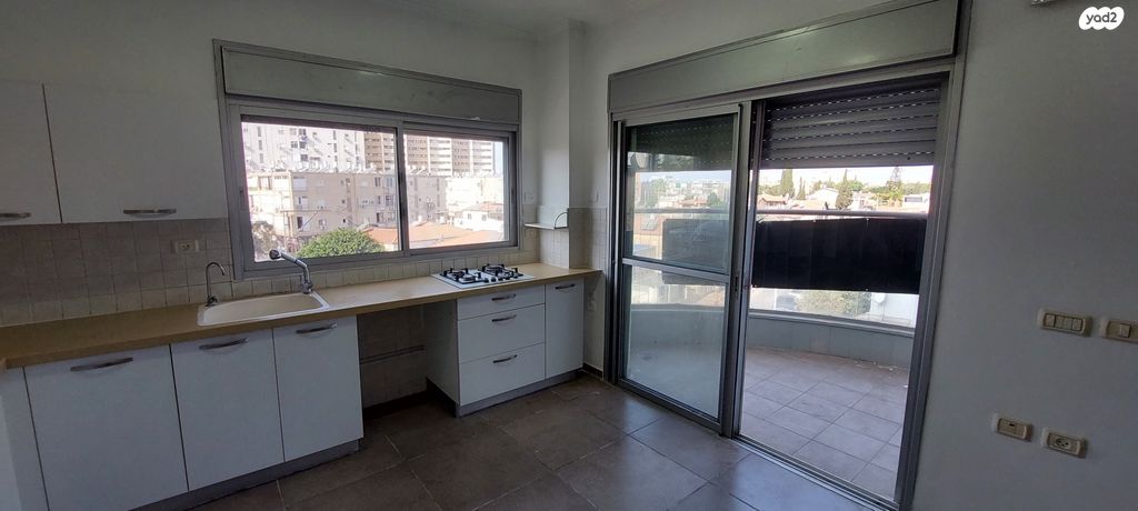 דירה, רוטשילד 46, ניצנה, בת ים