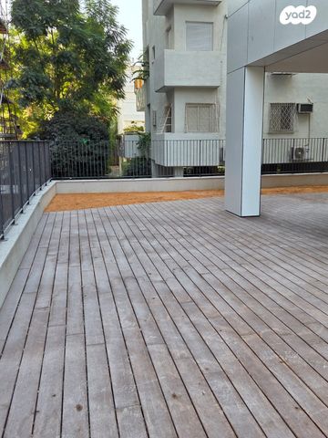 דירת גן, רמת השרון