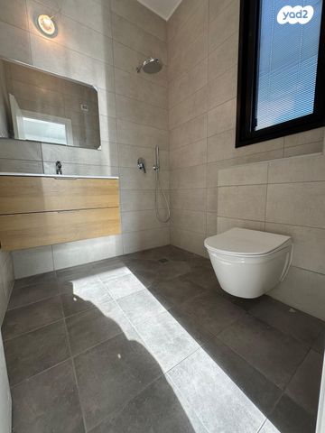 דירת גן, עלי מוהר, נווה זמר, רעננה