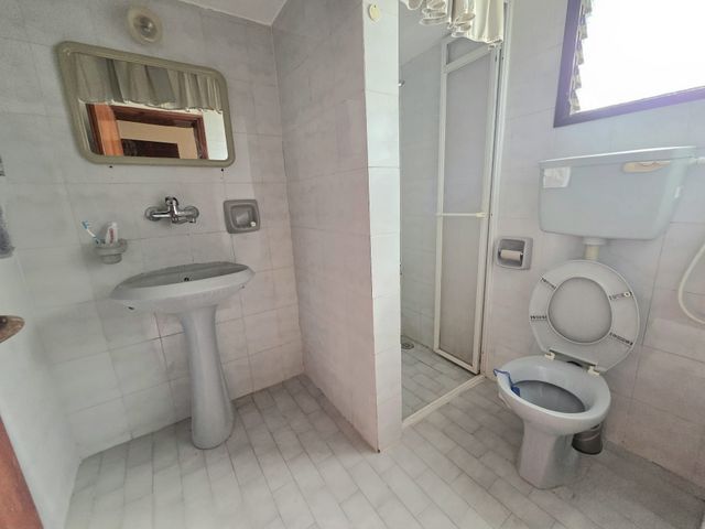 דירת גן, יצחק שדה, קרית אתא