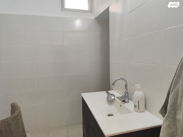 דירה, יפה נוף 239, הראשונים, שלומי