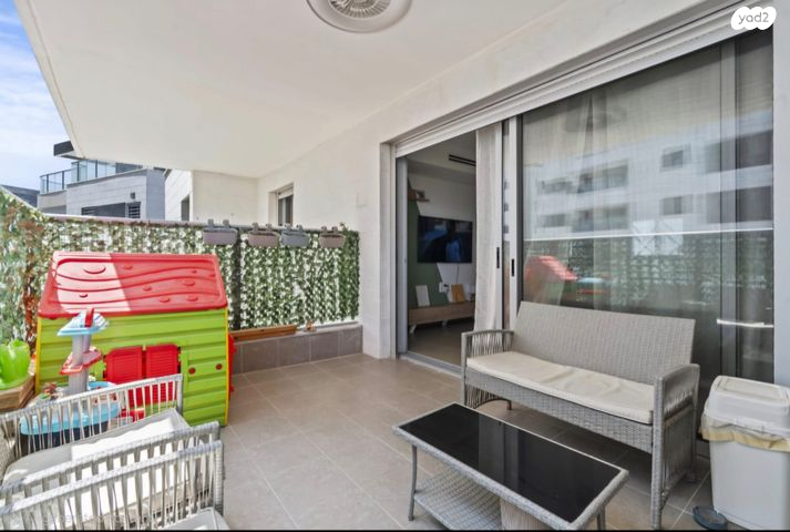 דירה, שרה אהרונסון, מורשת, מודיעין מכבים רעות