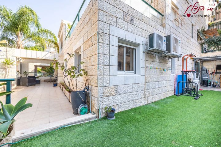 דירת גן, אלמוגן, הנחלים, מודיעין מכבים רעות