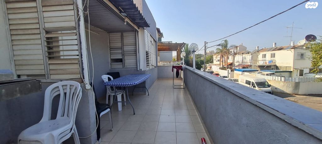 דירה, מבצע סיני 12, תל גיבורים, חולון