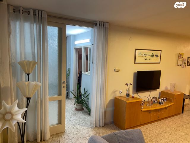 דירה, סוקולוב 18, ארלוזורוב, כפר סבא